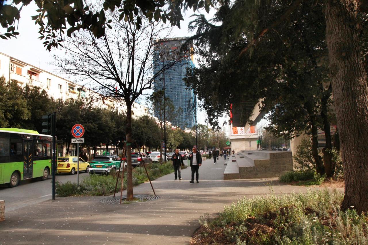 Cozy Central Apartment Tirana Exterior photo