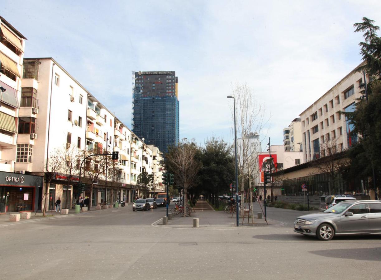 Cozy Central Apartment Tirana Exterior photo